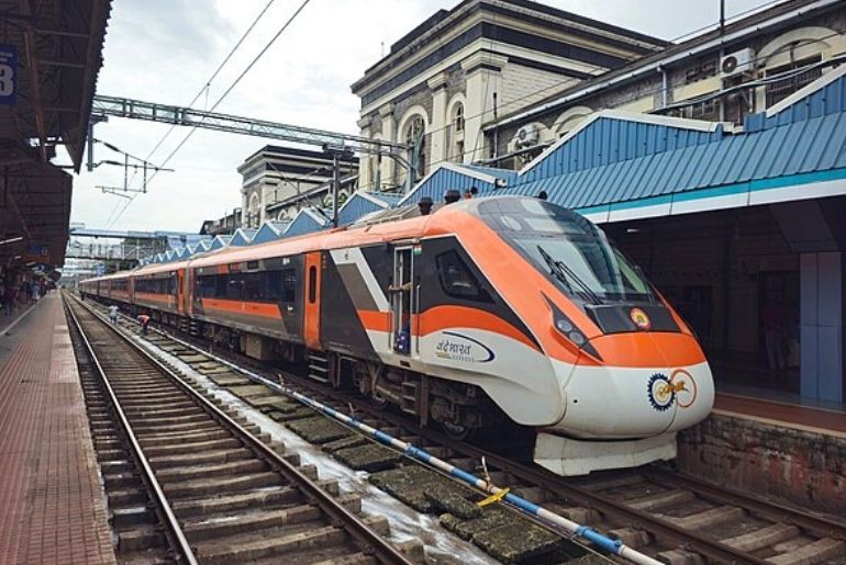 vande bharat train kerala