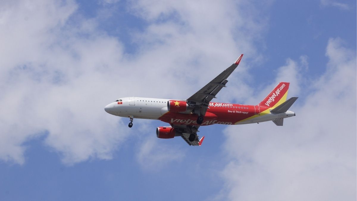 Your Vietnam Trip Just Got Cheaper! VietJet Announces 20% Discount On Business Class Tickets Among Other Offers