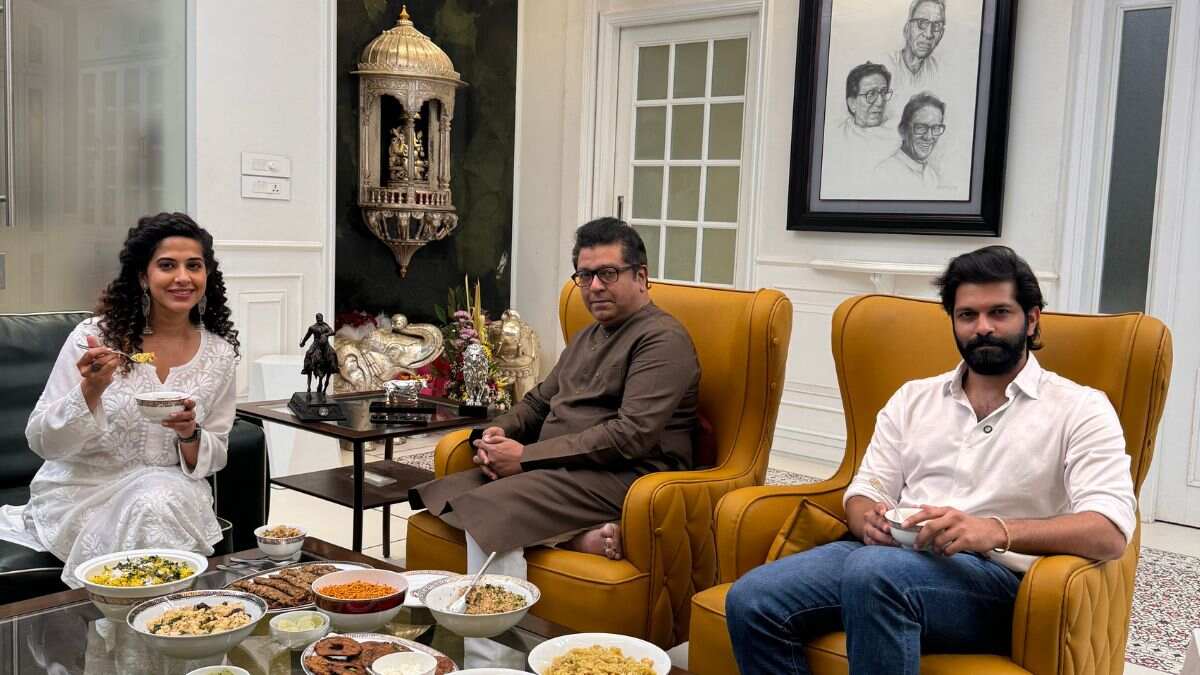 Raj Thackeray Reveals Amit Thackeray Can Eat An Entire Box Of Petha In One Go