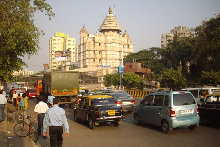 Siddhivinayak Temple Dress Code