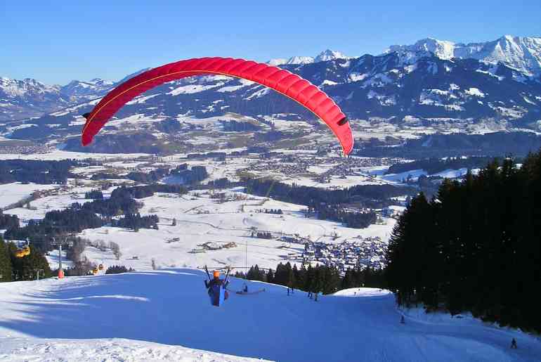 paragliding Manali 