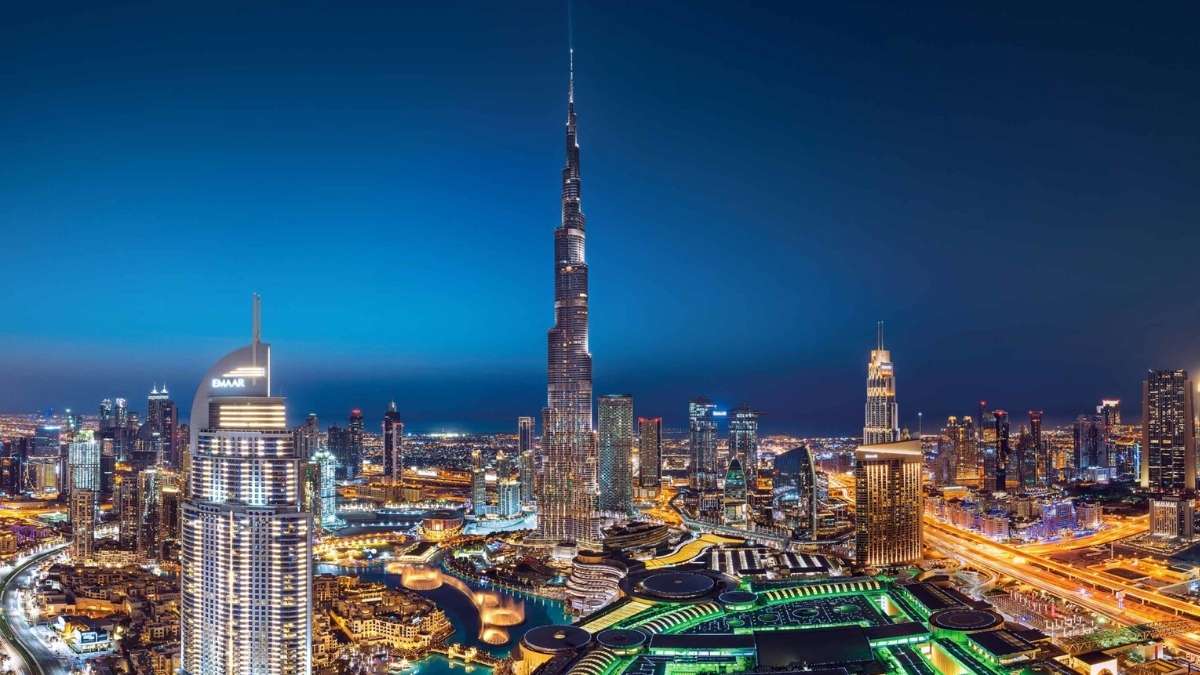 World’s Highest Residence, The Iconic Burj Khalifa Penthouse Is On Sale & You Can Buy It For AED 187.17 Million!