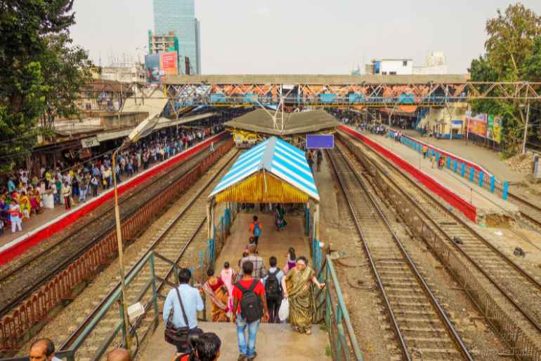 Mumbai stations elevated deck