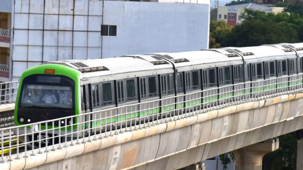 Bengaluru Woman Discovers Metro, Calls It ‘Too Cool’; Internet Debates Its Pros And Cons