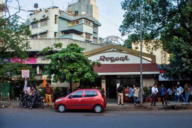 Roopali Restaurant Pune 