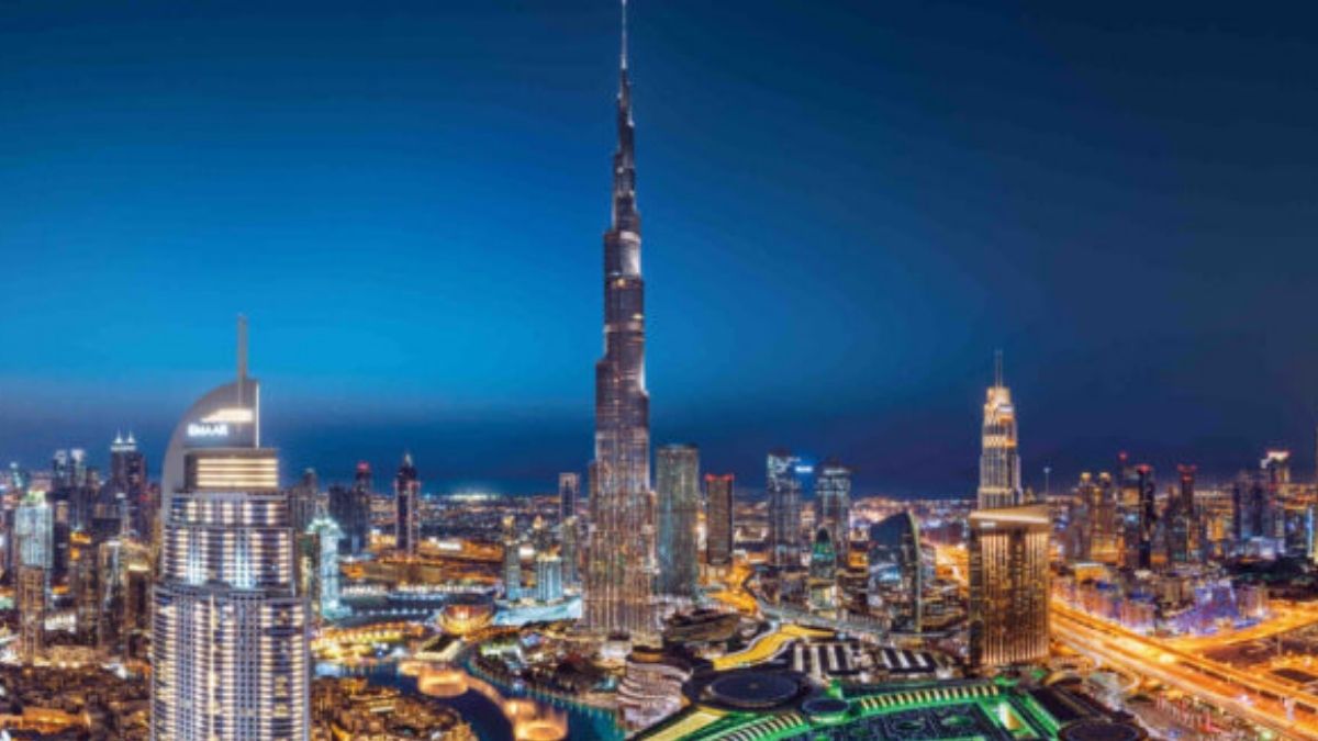 Stand A Chance To Win AED100,000 & Get Your Art Displayed On Burj Khalifa; Here’s How!