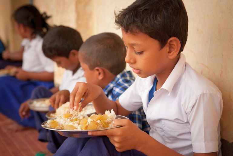 snake Bihar school meal