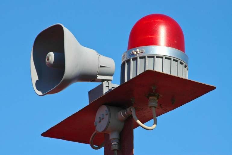 Delhi air siren 