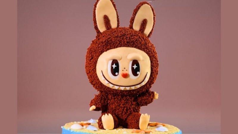 Labubu Cake