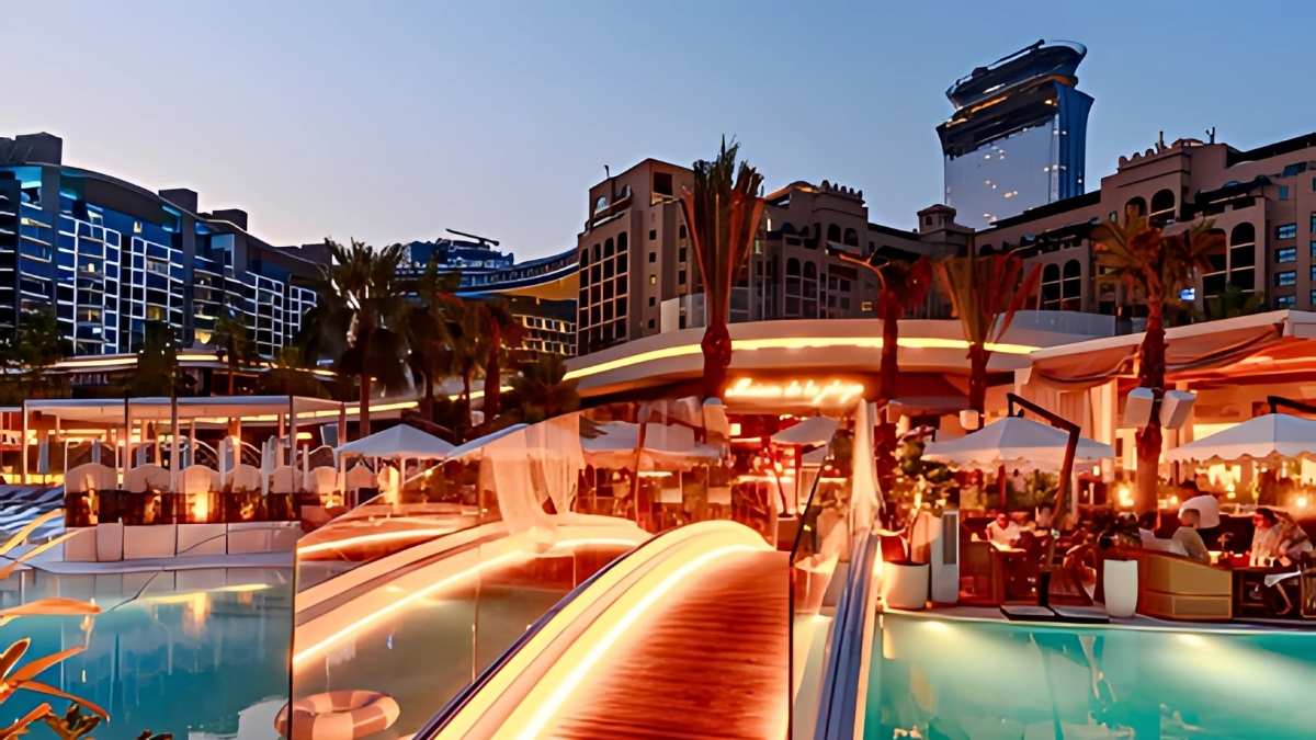 French Riviera In Dubai? Maison de la Plage Delivers A Beachside Musical Escape Every Weekend