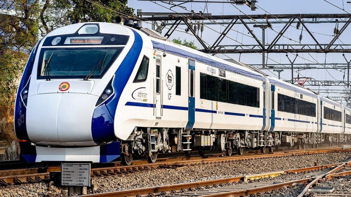 Western Railway Increases Capacity On Mumbai-Gandhinagar Vande Bharat Express With 4 Additional AC Coaches