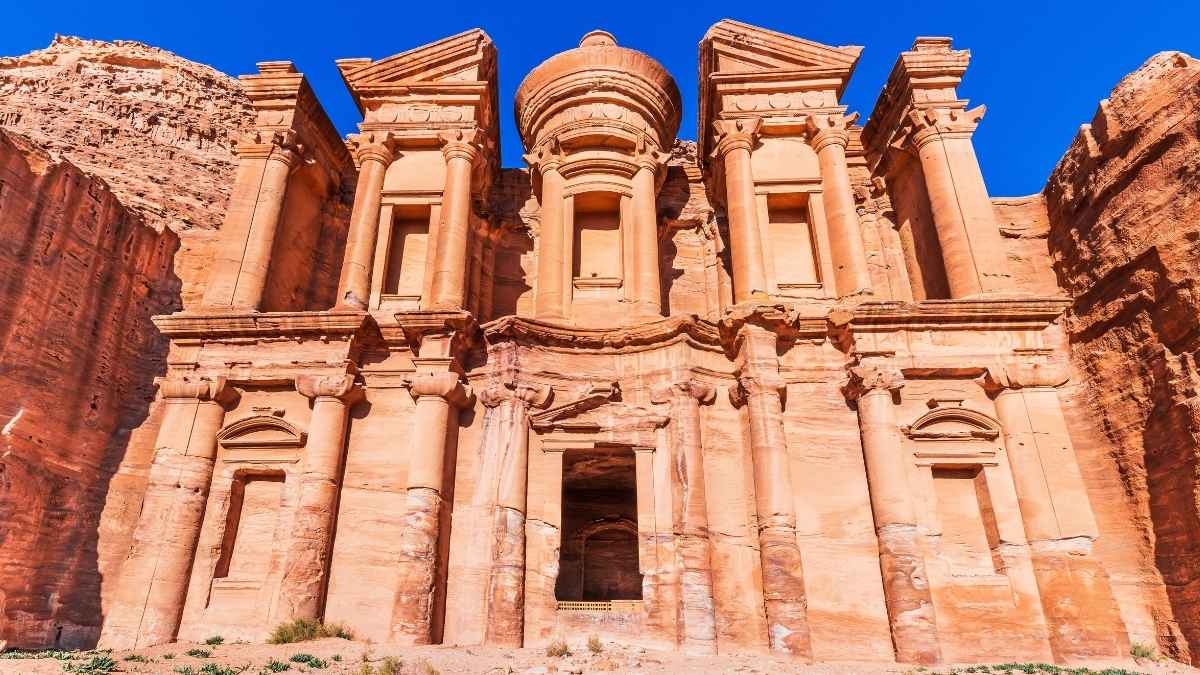 Jordan: About 1800 Tourists Evacuated From Petra As Flash Flood Hits The Ancient City