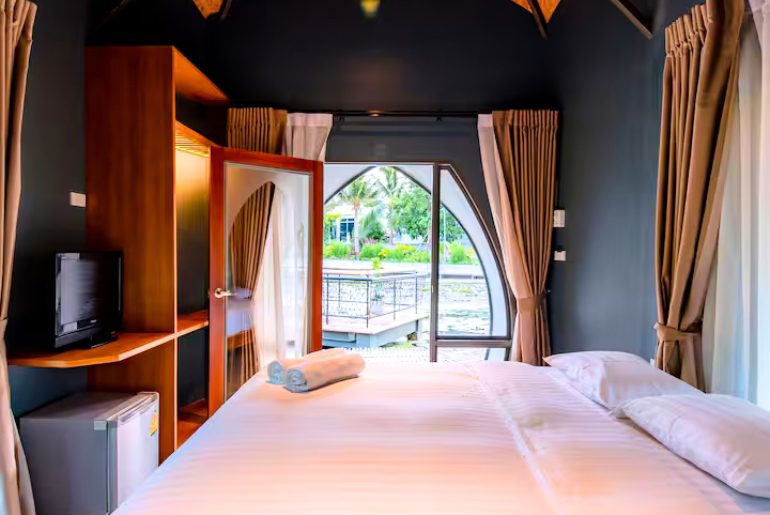 Turtle Bay HuaHin eco luxeTurt Villa in Lotus Bay