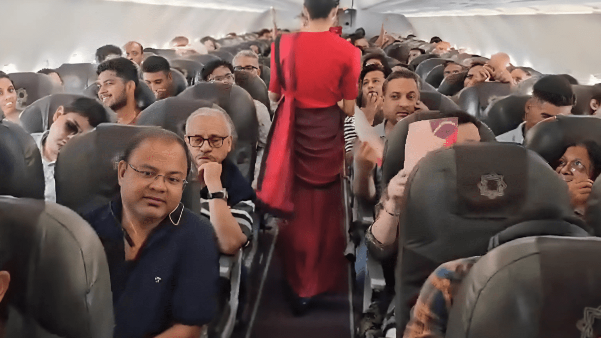 Delhi–Patna Air India Flight Sees AC Failure; Passengers Deboard After Sweating Incessantly