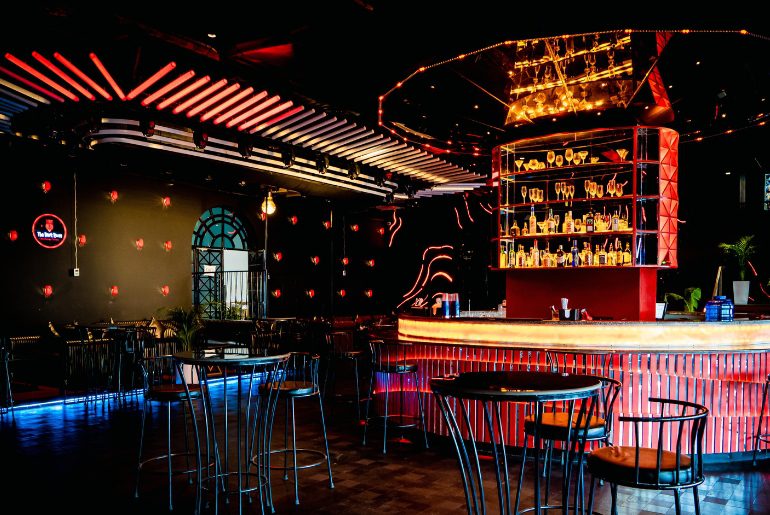 noida nightlife