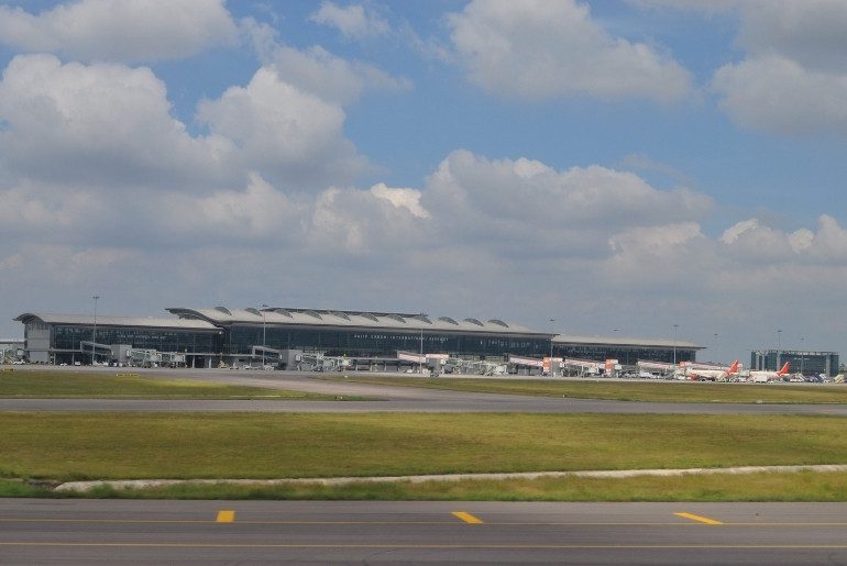 Biggest Airports In India By Size