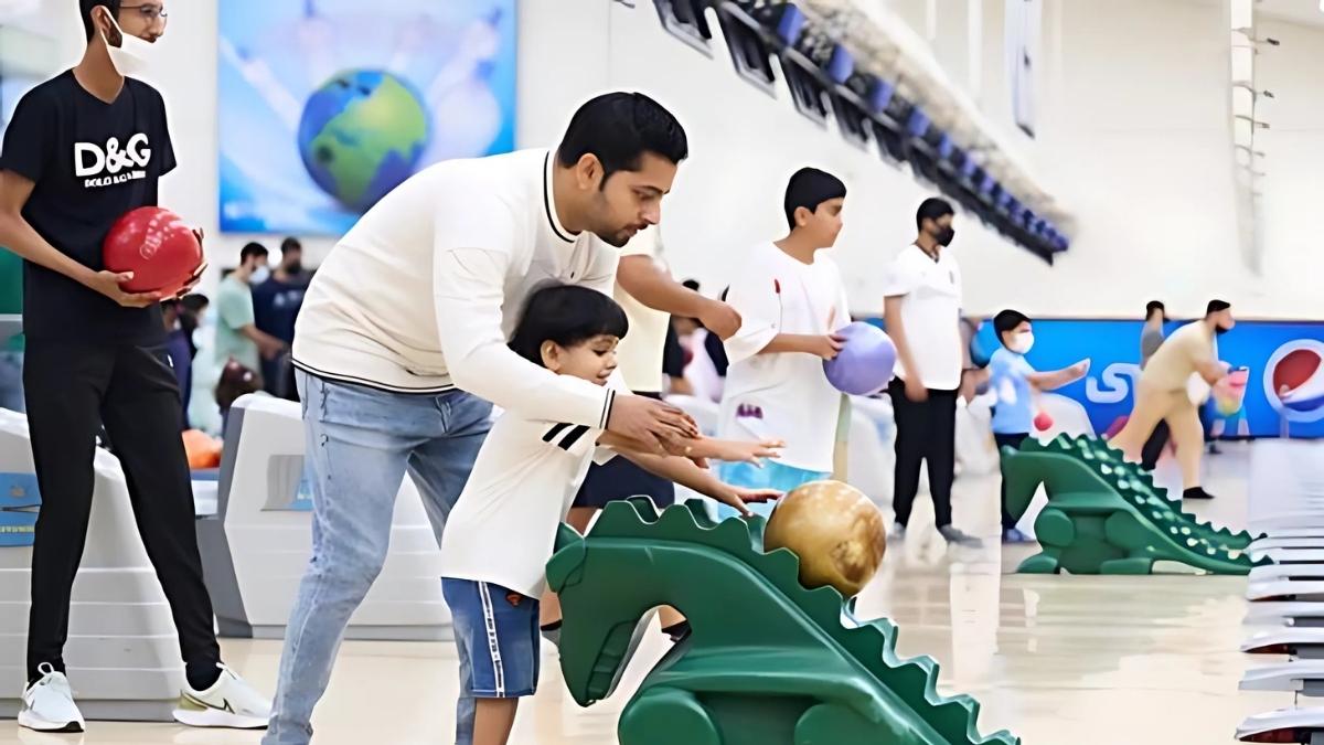 Not 6 Or 7, Abu Dhabi’s Largest Bowling Alley Has 40 Lanes & We Are Ready To Strike!