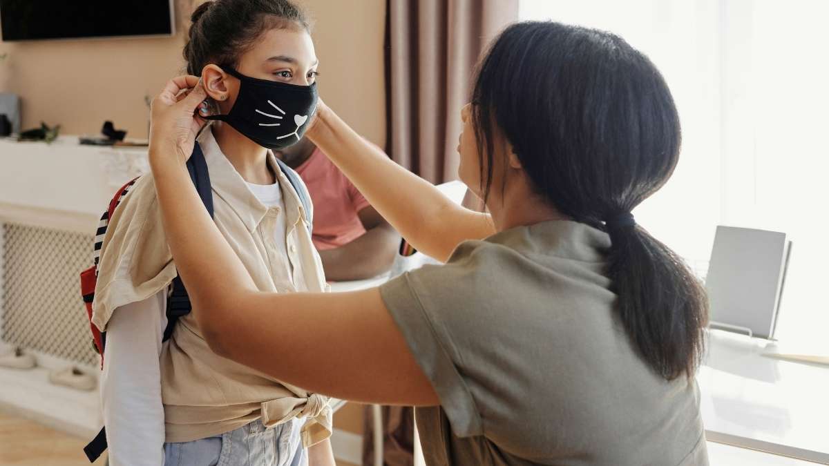 COVID-19 India: 7 Deaths Confirmed As Cases Rise To 4,302; UP, Delhi, West Bengal Report Spike