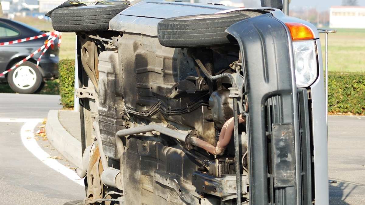 A Car Overturned Inside Mumbai’s Coastal Road Southbound Tunnel; Driver Escapes With Minor Injuries