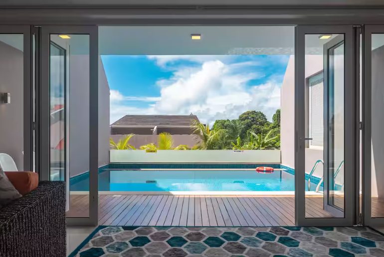 Exclusive Luxury Villa & Pool at CliffHanger Villa
