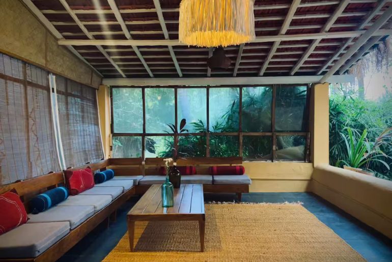 Exclusive oasis by the sea