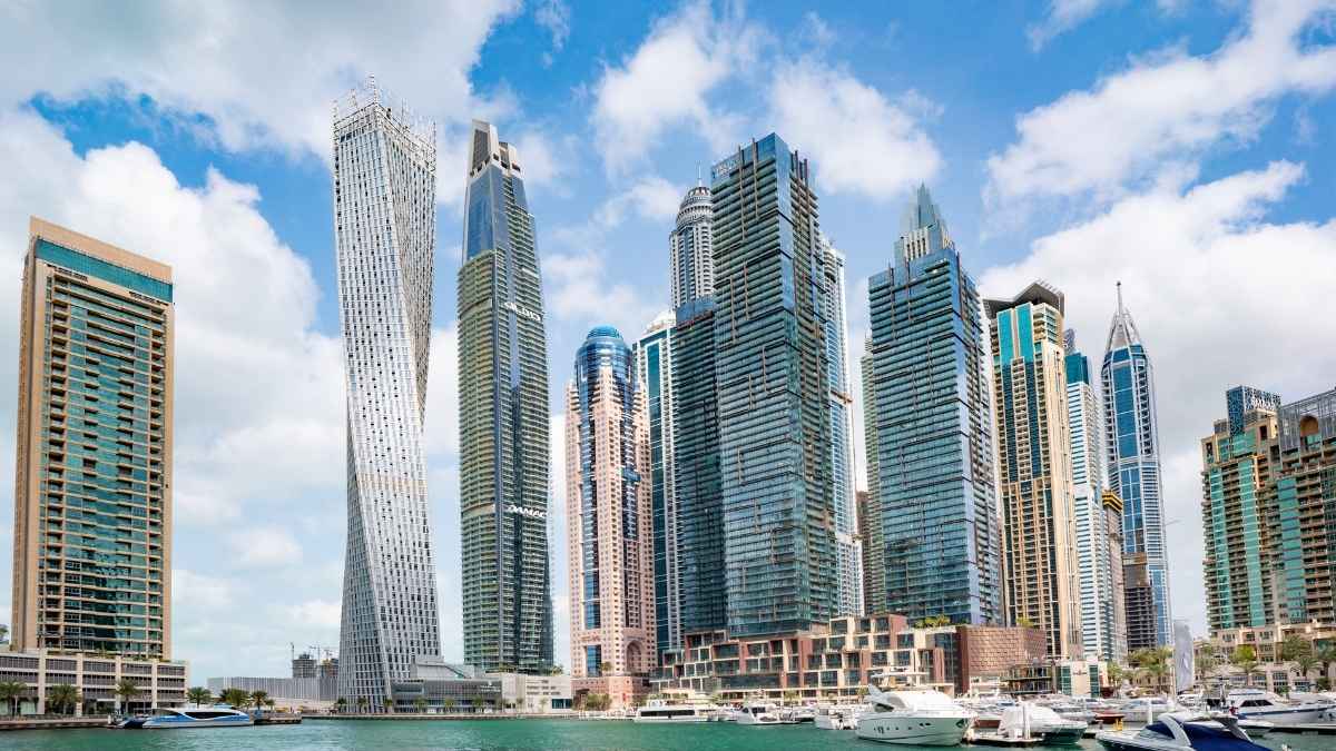 UAE Government Has Officially Declared Hijri New Year Holiday & Here’s How To Plan Your Long Weekend!