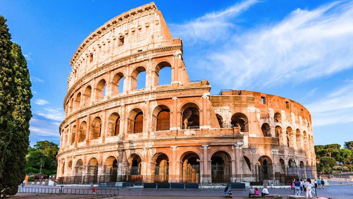 Italy Golden Visa 2025: How To Get Residency & Schengen Access?