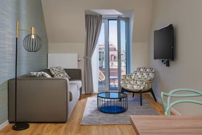 Luxury 1BR with Terrace - VN17 Rooftop