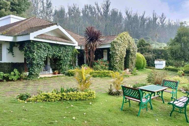 Mohanlal private villa