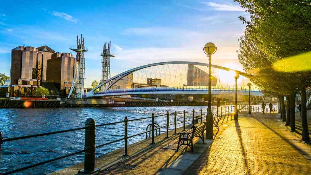 Come July, You Can Fly Mumbai–Manchester Non-Stop With This Airline; All About It