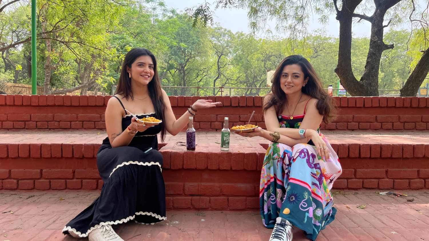Ridhi Dogra Has Found The Best Momo Spot In Mumbai!
