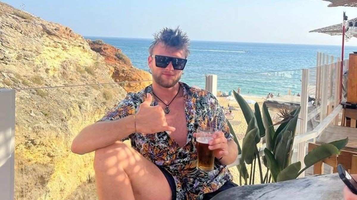 Sam Gardiner, 24, Former BBC “Race Across The World” Contestant, Dies In A Car Crash