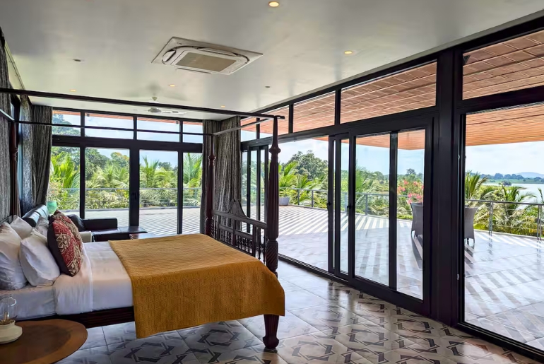 Ultra-luxurious airbnb