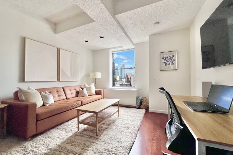 Times Square Manhattan 2bd with Views & High Floor