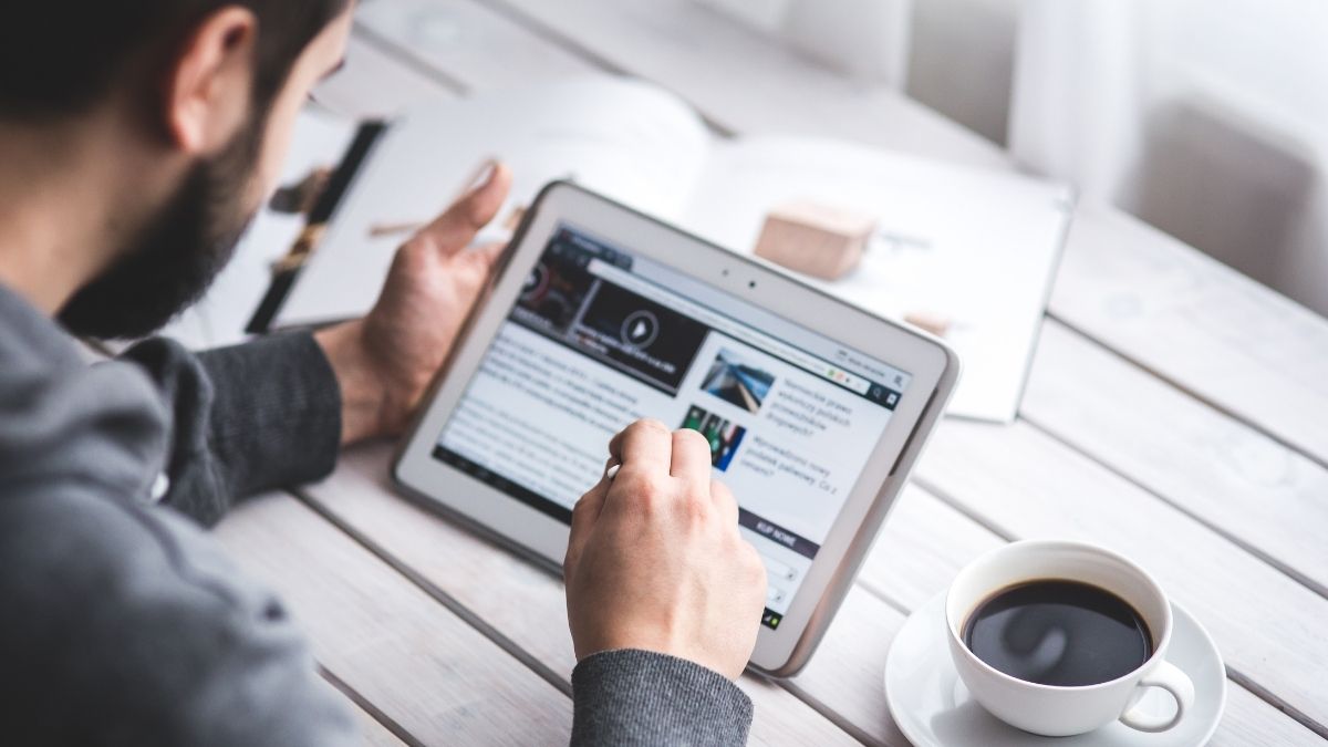 UAE: From Posting Fake News To Unlicensed Media Outlets, These Activities Could Attract Fines Up To AED 40,000
