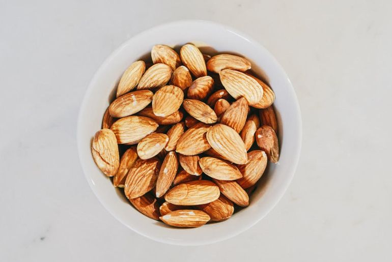Reasons to eat almonds
