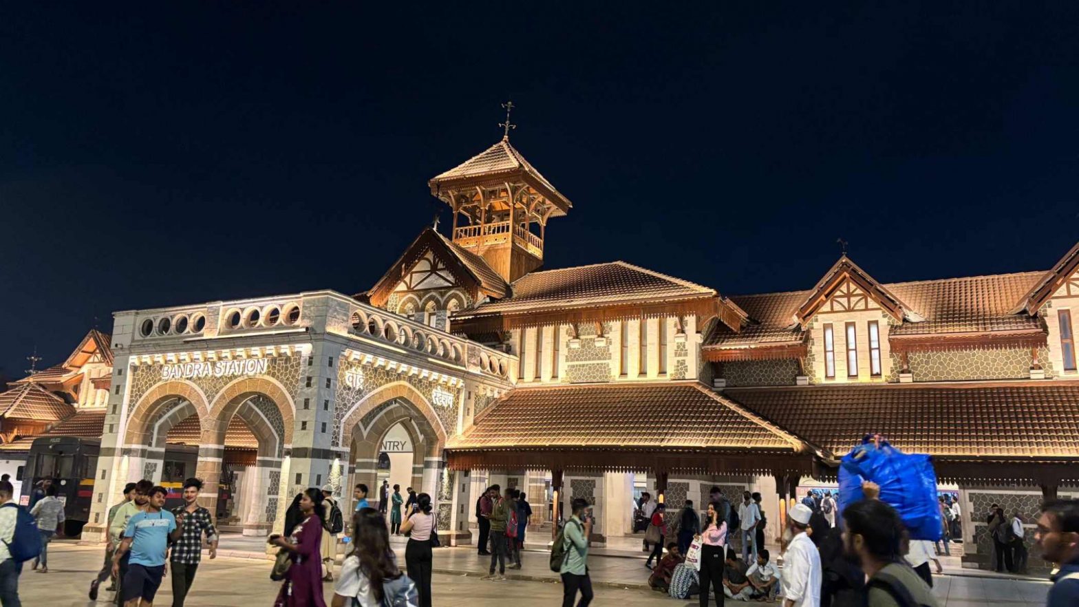 Mumbai’s Bandra Station To Celebrate 165 Years With A Cultural Mahotsav