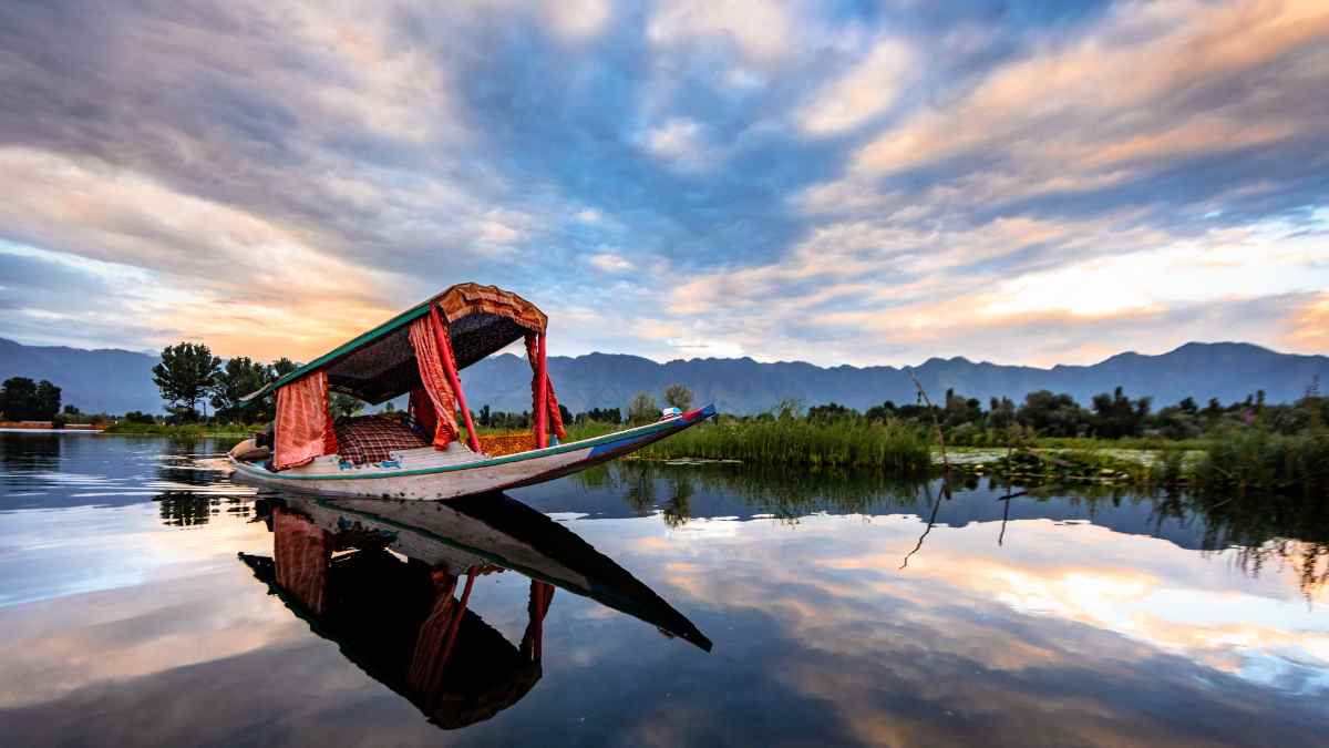 To Revive Kashmir Tourism After Attacks, Travel Agents Association To Meet & Rebuild Traveller Trust