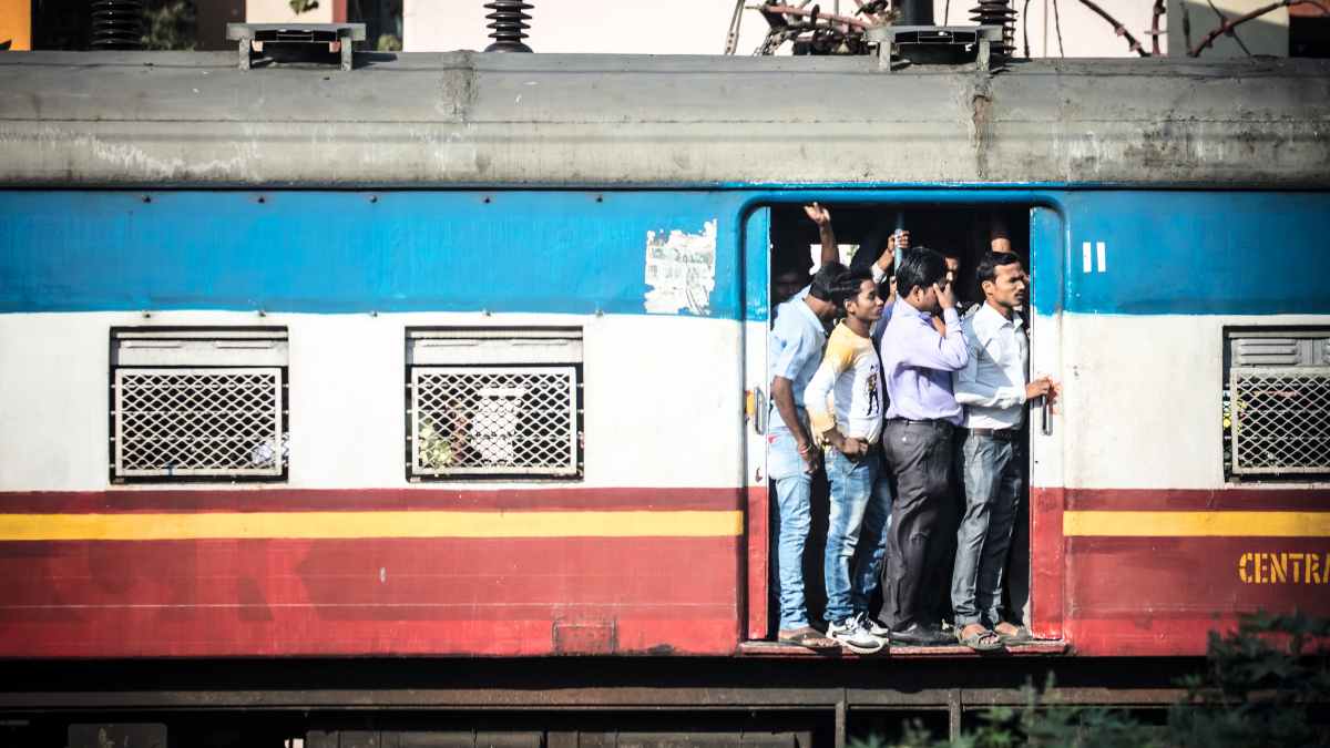 Mumbai Non-AC Local Trains To Get Automatic Doors From 2026 After Fatal Mumbra Accident