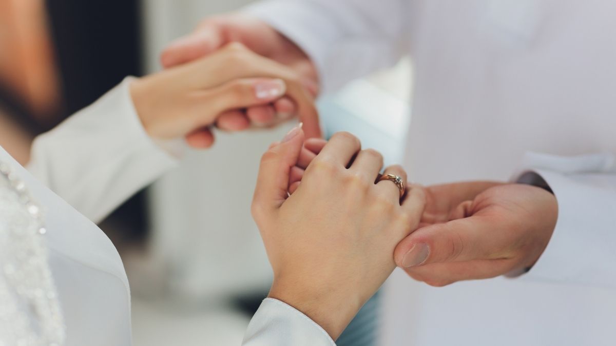 What Is Marriage Support Scheme Launched For Omani Citizens Earning Less Than OMR600?
