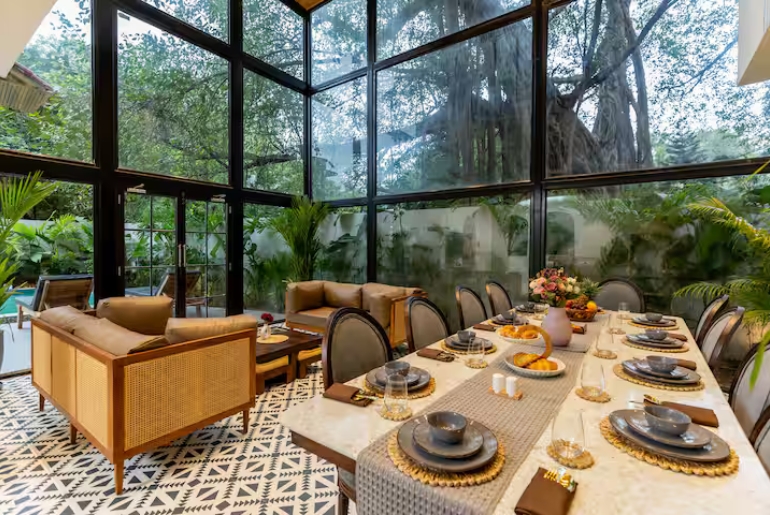 6BR Luxe Villa wPool Near Beach