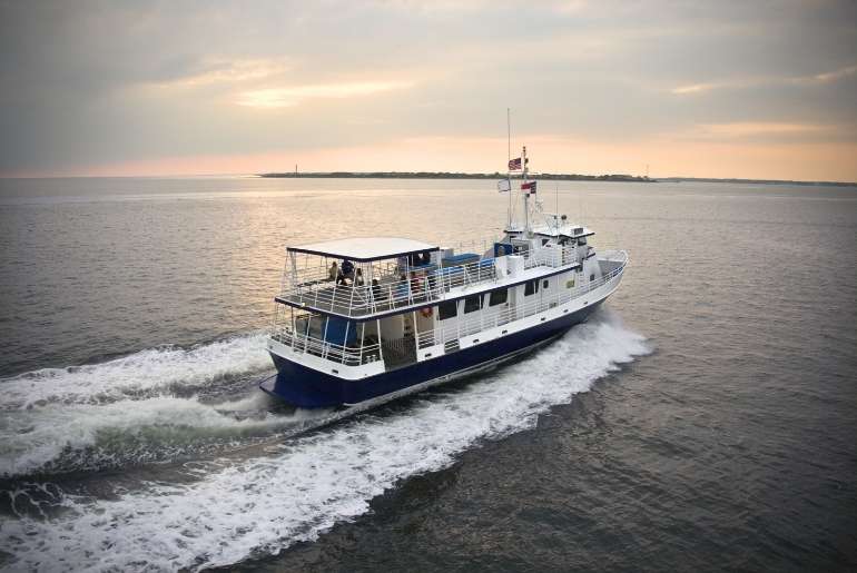 Bali ferry sink
