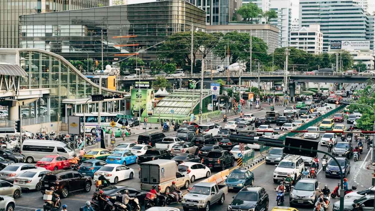 Bengaluru’s Outer Ring Road Gets New Traffic Curbs To Ease Peak-Hour Jams; All About It