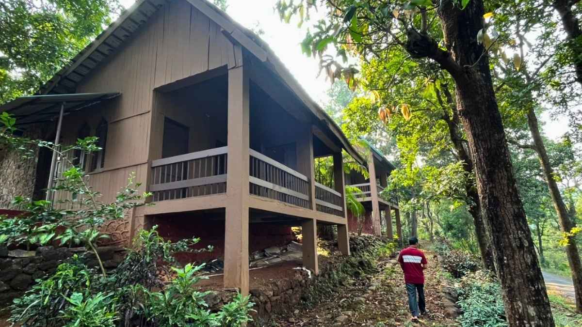 At Just ₹3500/Person, This Rustic Stay In Goa Offers Guided Tours, Meals & More
