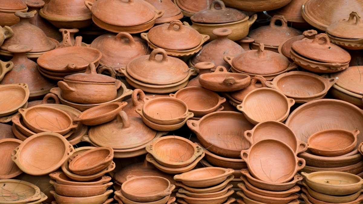 Throw Out Teflon, Instead Use These 8 Cookware Materials For Better Gut Health