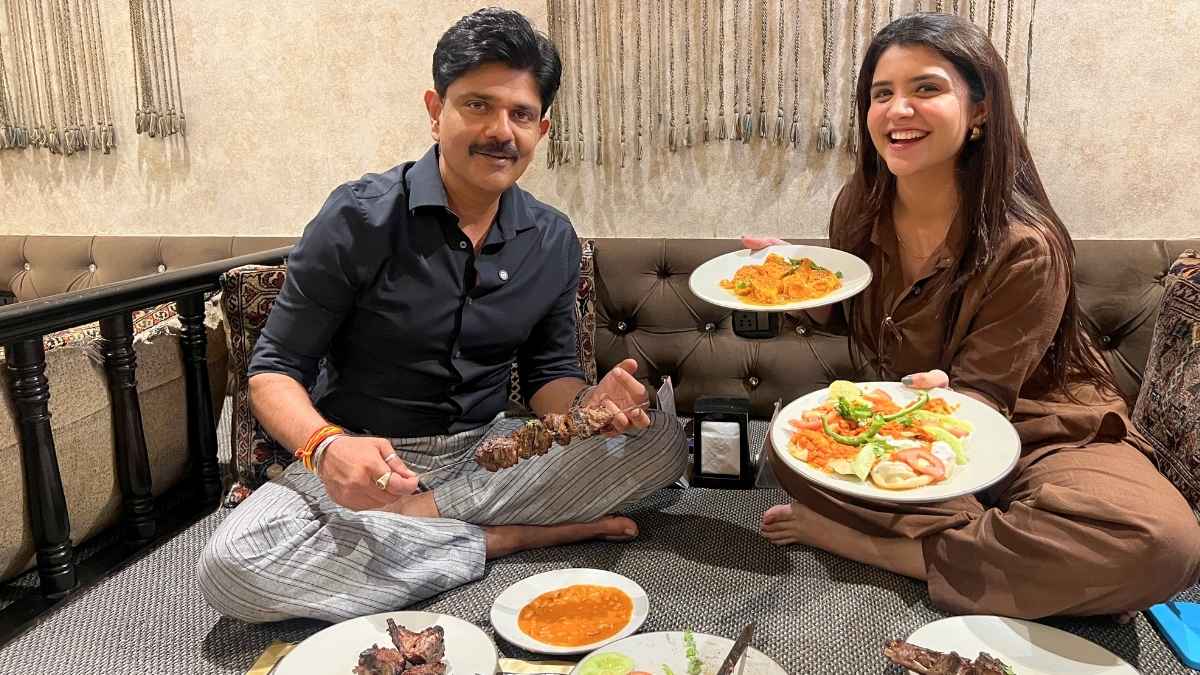Amit Sial Talks About Bond With Manoj Bajpayee, Early Struggle & More On Tere Gully Mein