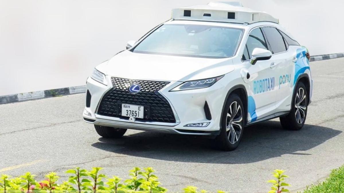 Riyadh-Delhi Air India Flight Diversion To Driverless Taxi Trials In Dubai; 5 GCC Updates For You