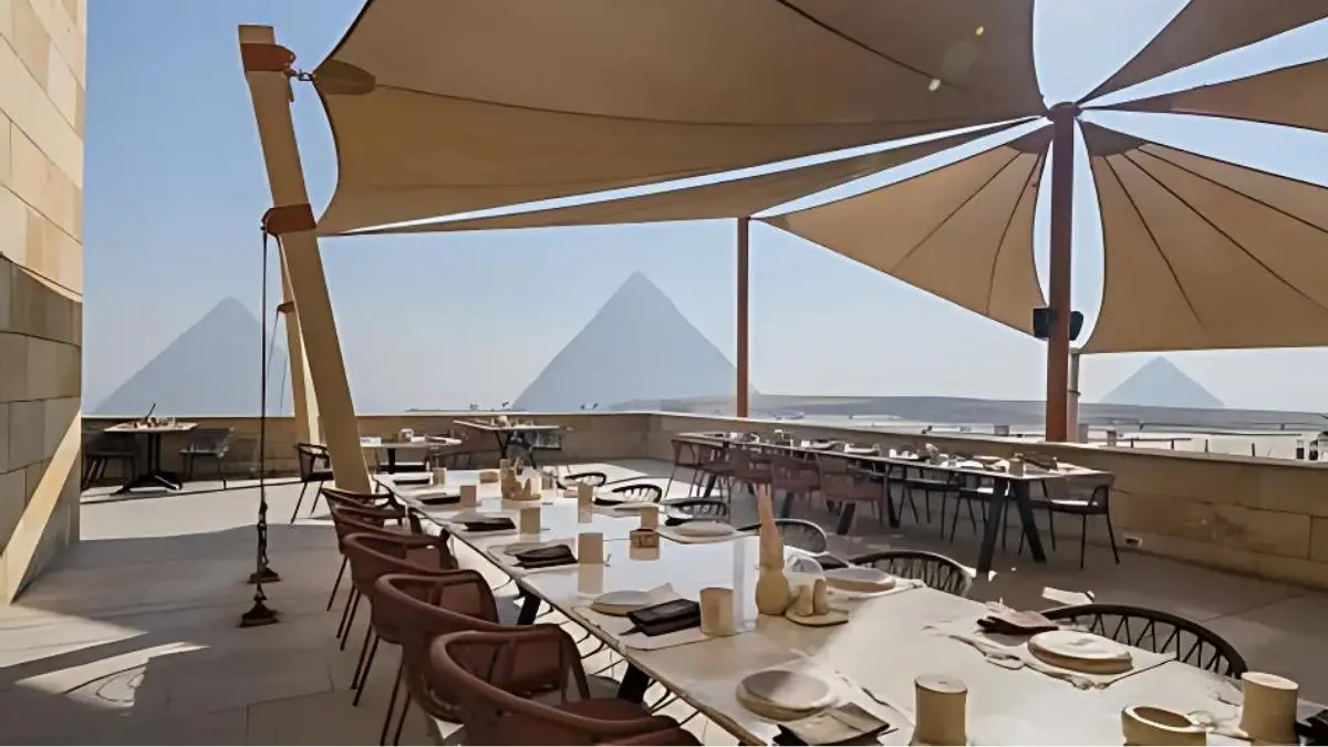 Dinner With A Side Of The Great Pyramid! Khufu’s Bistro’s Limited-Time Night Experience Is Pure Magic