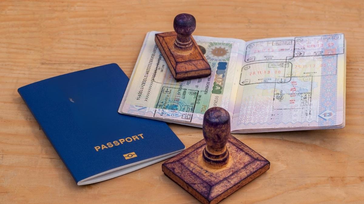 Lifetime Golden Visa For Certain Nationalities? UAE Urges You To Beware Of This Fake News!