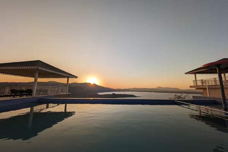 Airbnb with infinity pool